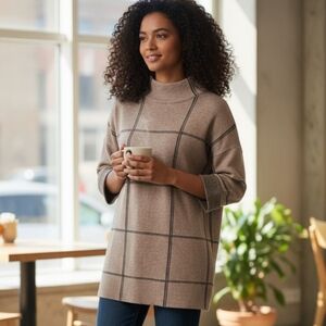 Tahari Gray & Black Windowpane Plaid Mock Neck Sweater MEDIUM Euc